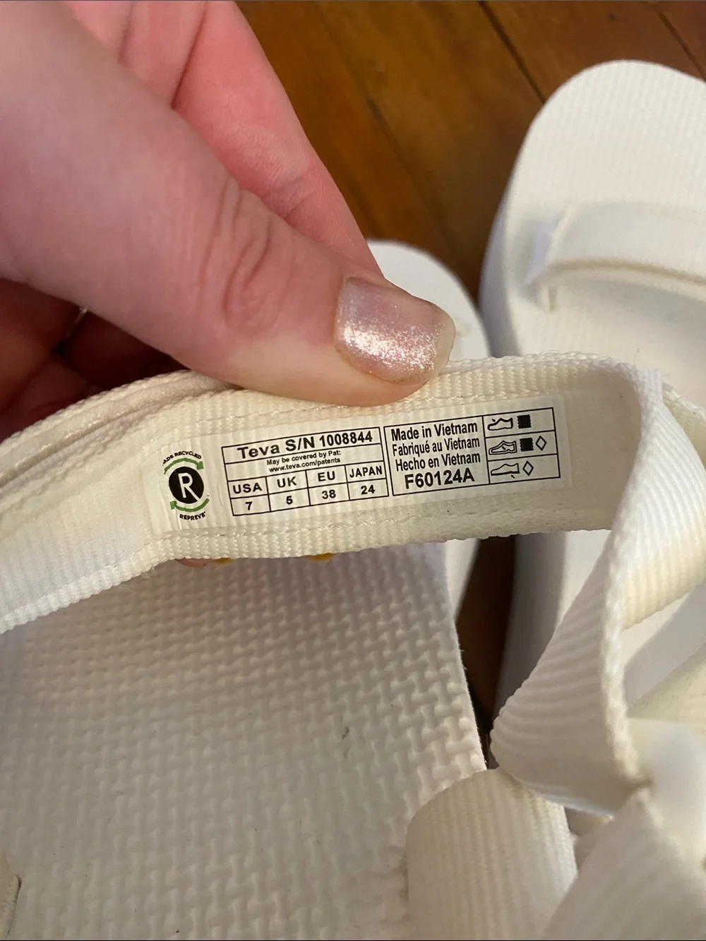 Teva Flatform Universal Chunky Sandals in Bright White Size 7